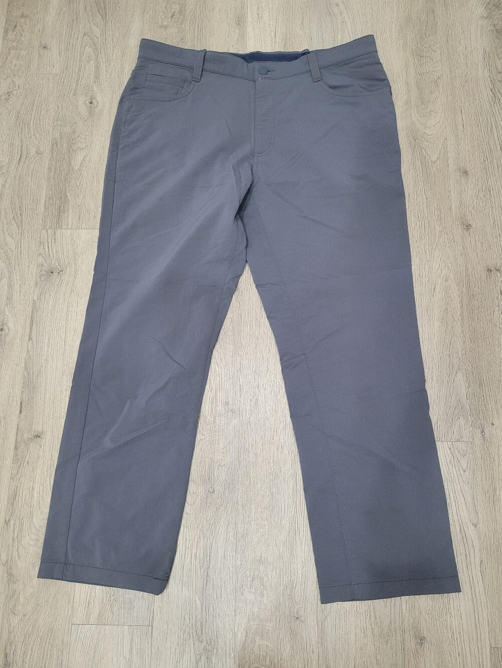 Louis Raphael Modern Fit Golfing Outdoor Grey Pants Size: W36 L30